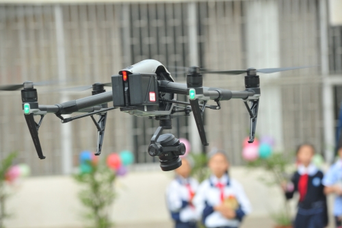 科医路校区：无人机